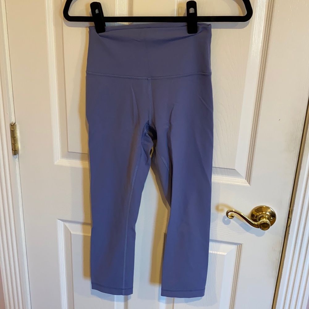 Size 6 wunder train leggings